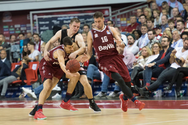 执教球队的 执教球队的