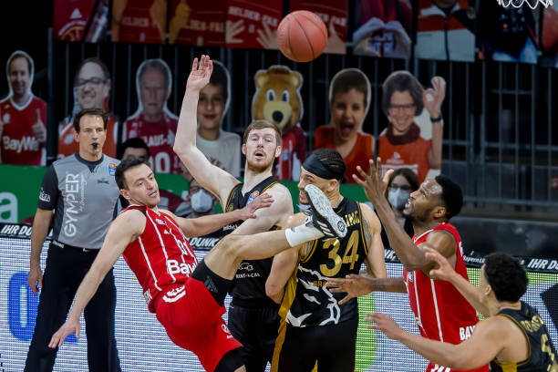 尤文图斯首 尤文图斯首