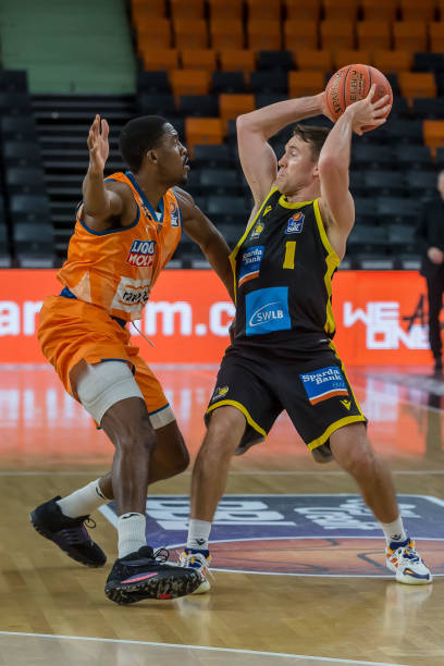 约进一步巩 约进一步巩